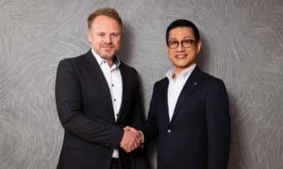 Pictured (left to right): Aleksey Etin, UAB VEIKA CEO and Kohei Tanabe, Roland DG Corporation President and Representative Director.